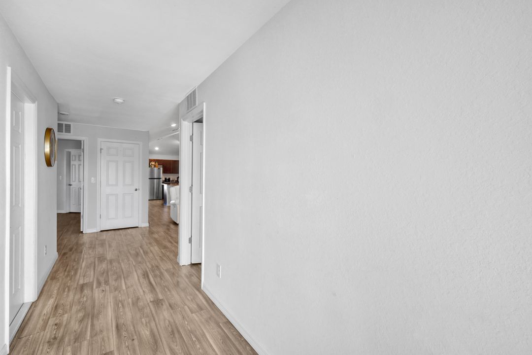 3821 SW 8th Ct, Cape Coral, FL 33914