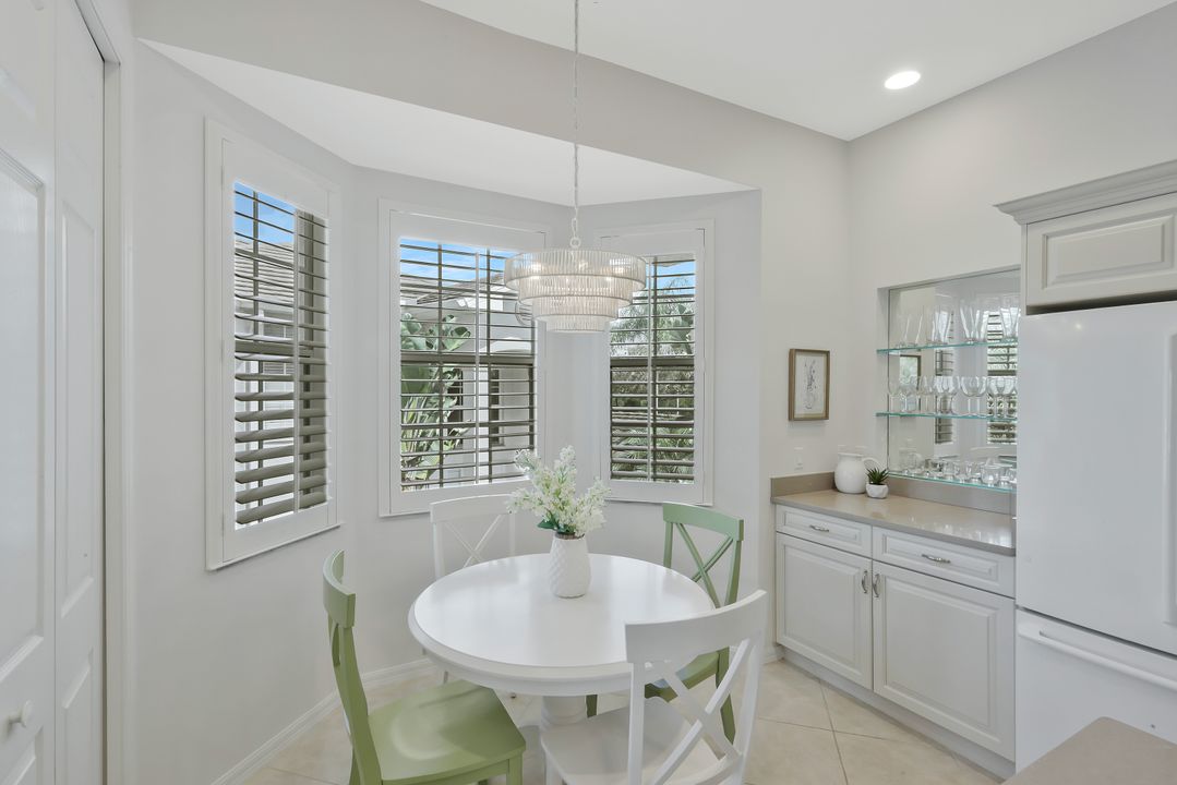 5095 Yacht Harbor Dr #203, Naples, FL 34112