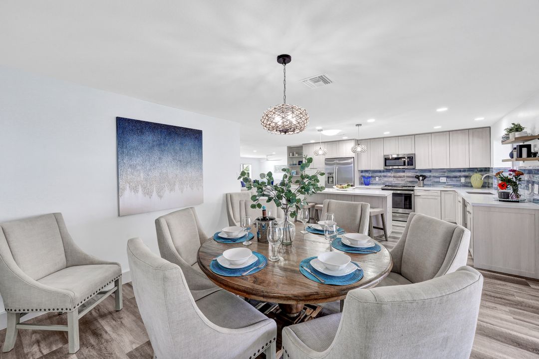 318 Castaways St, Marco Island, FL 34145