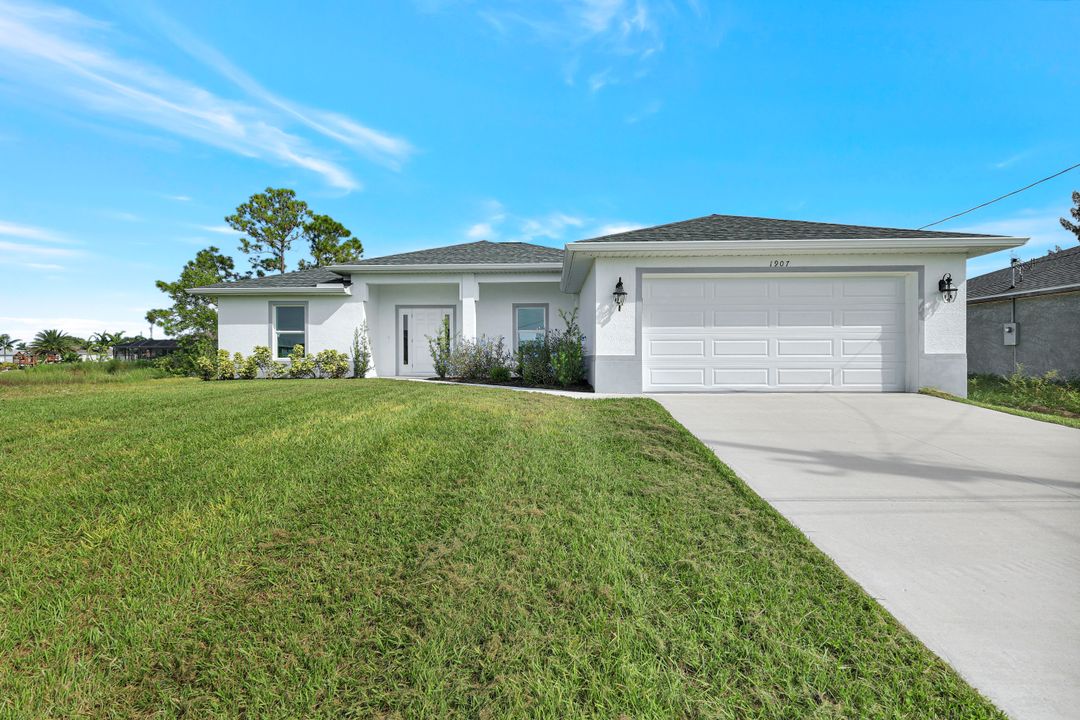 1907 NW 20th Terrace, Cape Coral, FL 33993