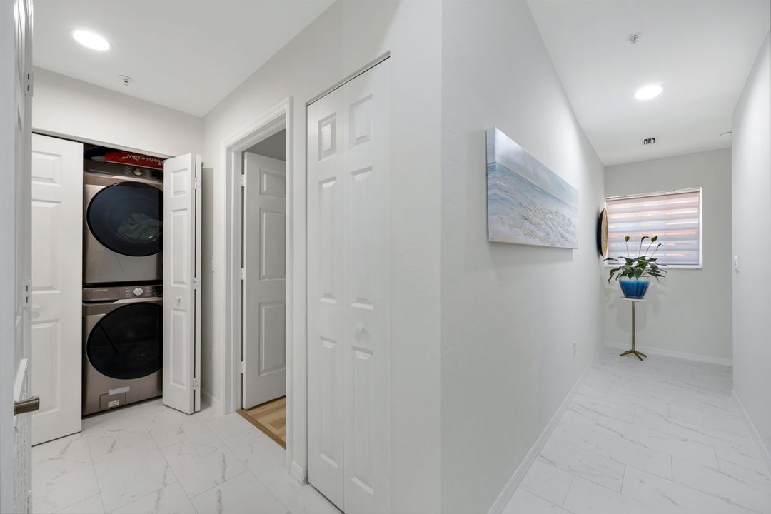 7518 Silver Trumpet Ln #201, Naples, FL 34109