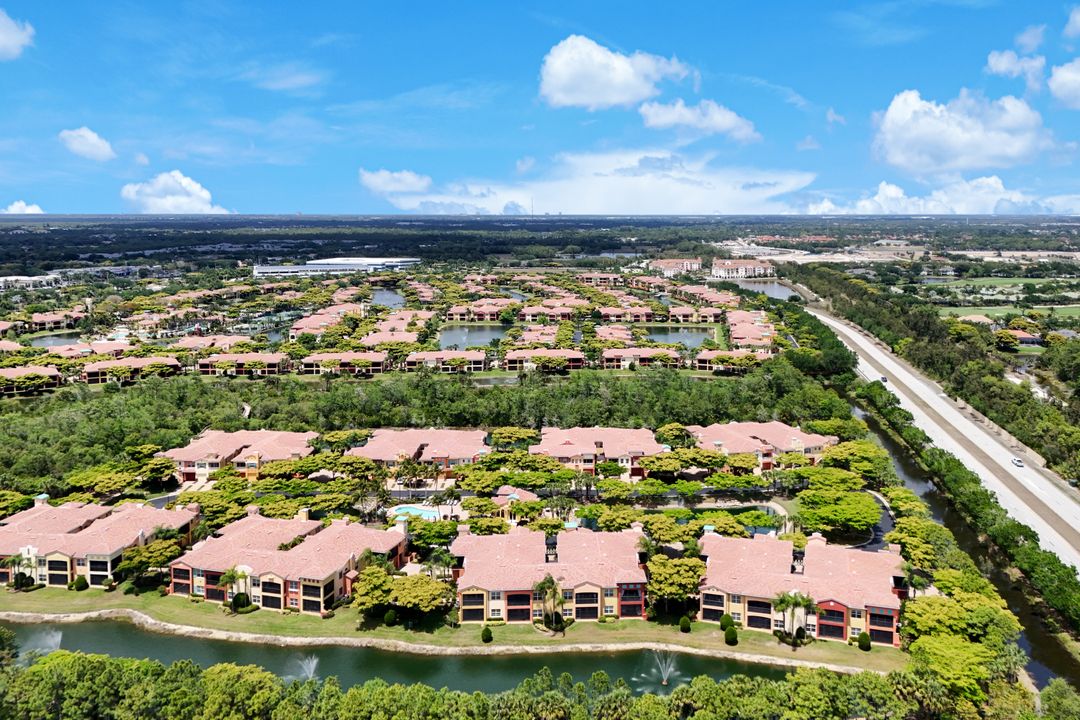 8721 Piazza Del Lago Cir #205, Estero, FL 33928