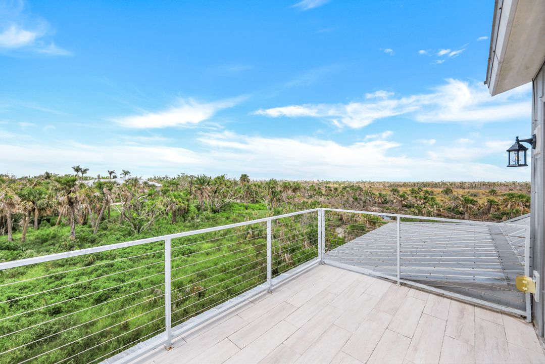 4150 Dingman Dr, Sanibel, FL 33957