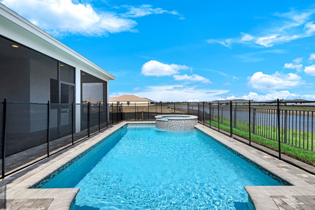 3764 Finsbury Wy, Fort Myers, FL 33905