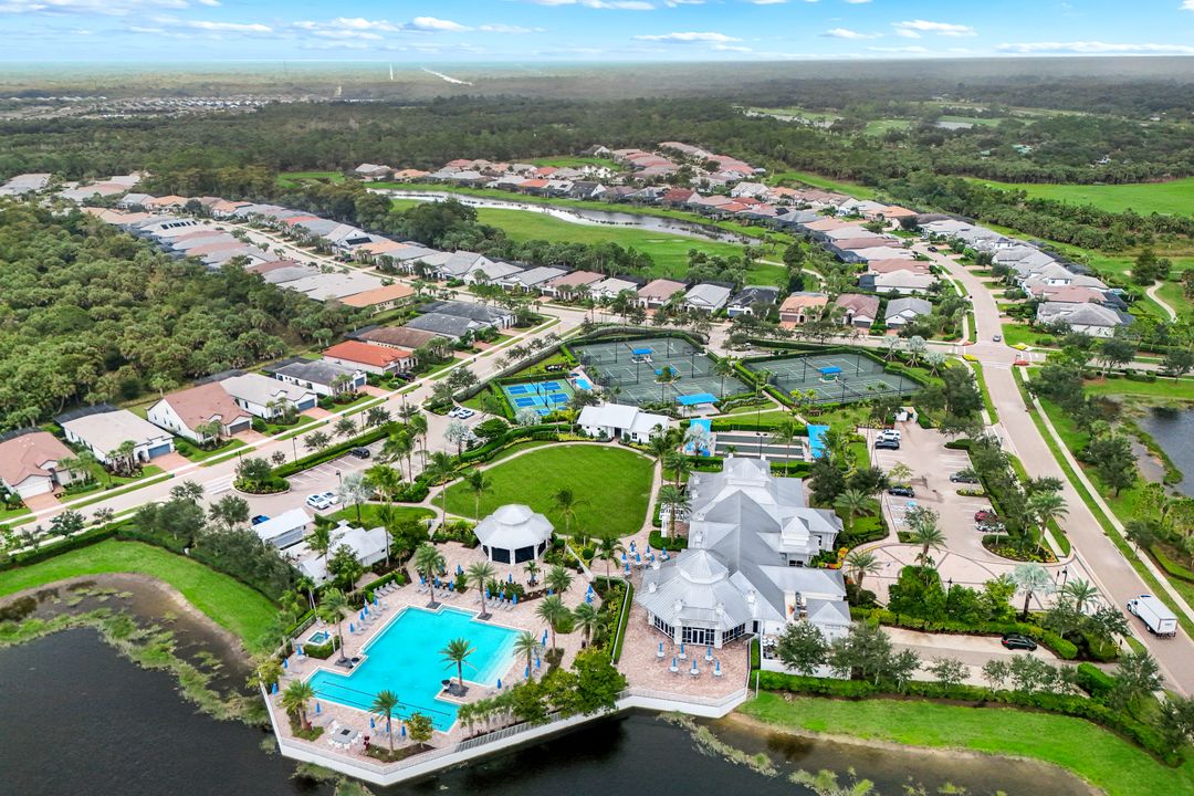 9405 Whooping Crane Wy, Naples, FL 34120