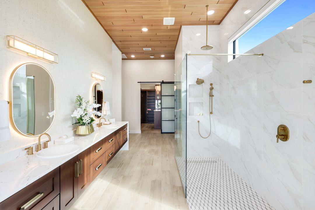 3806 NW 4th St, Cape Coral, FL 33993