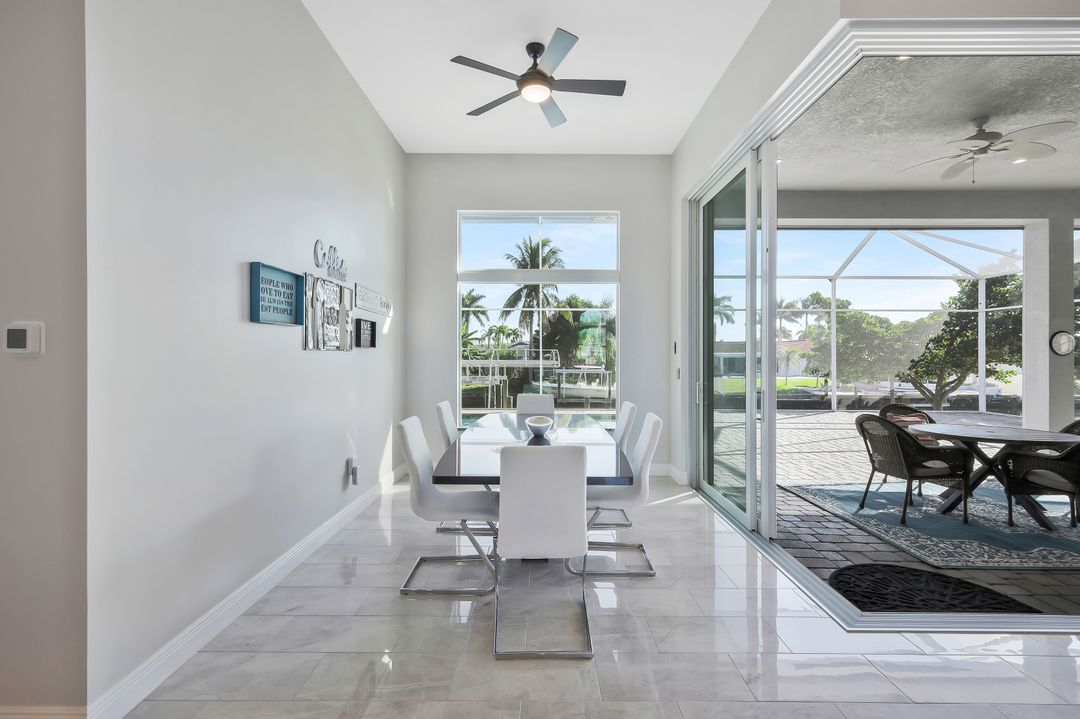 4909 Seville Ct, Cape Coral, FL 33904