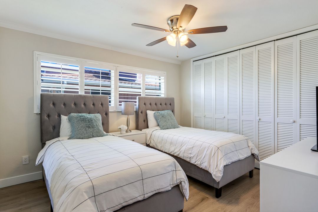 5205 Savoy Ct, Cape Coral, FL 33904