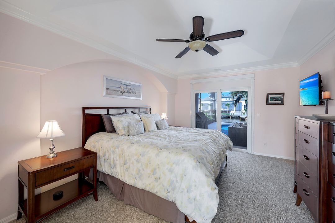 409 Waterleaf Ct, Marco Island, FL 34145