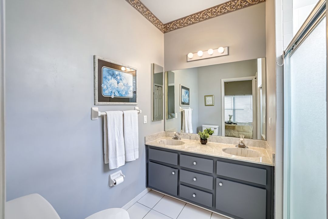 10720 Bahia Terrado Cir, Estero, FL 33928