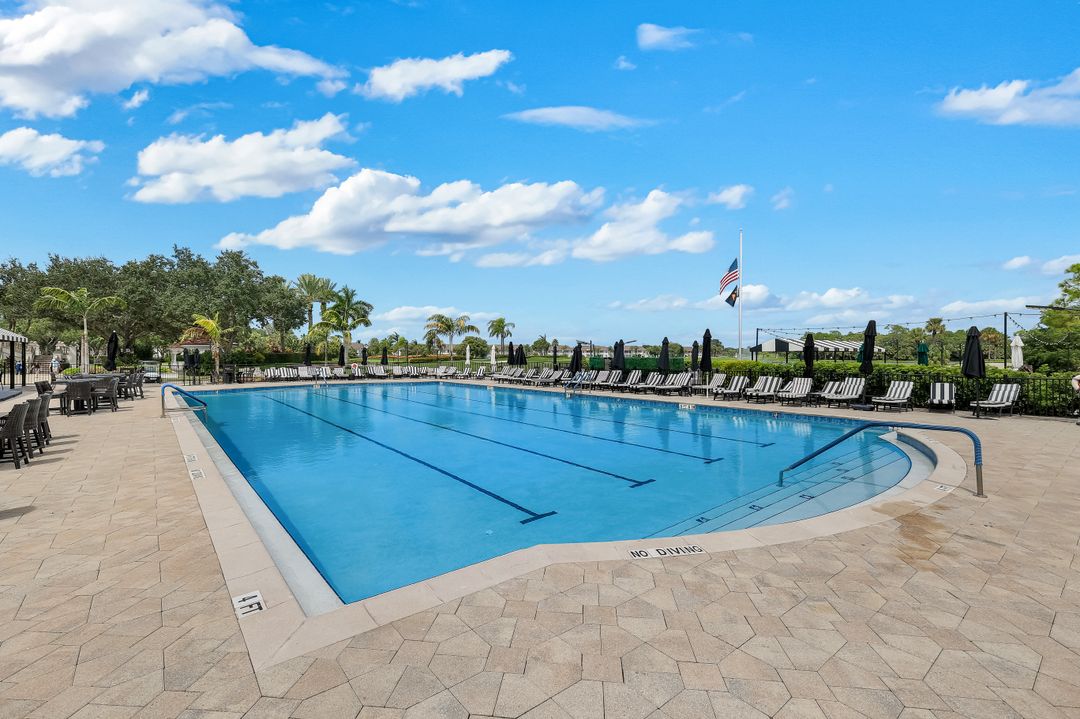 5936 Sand Wedge Ln #1604, Naples, FL 34110