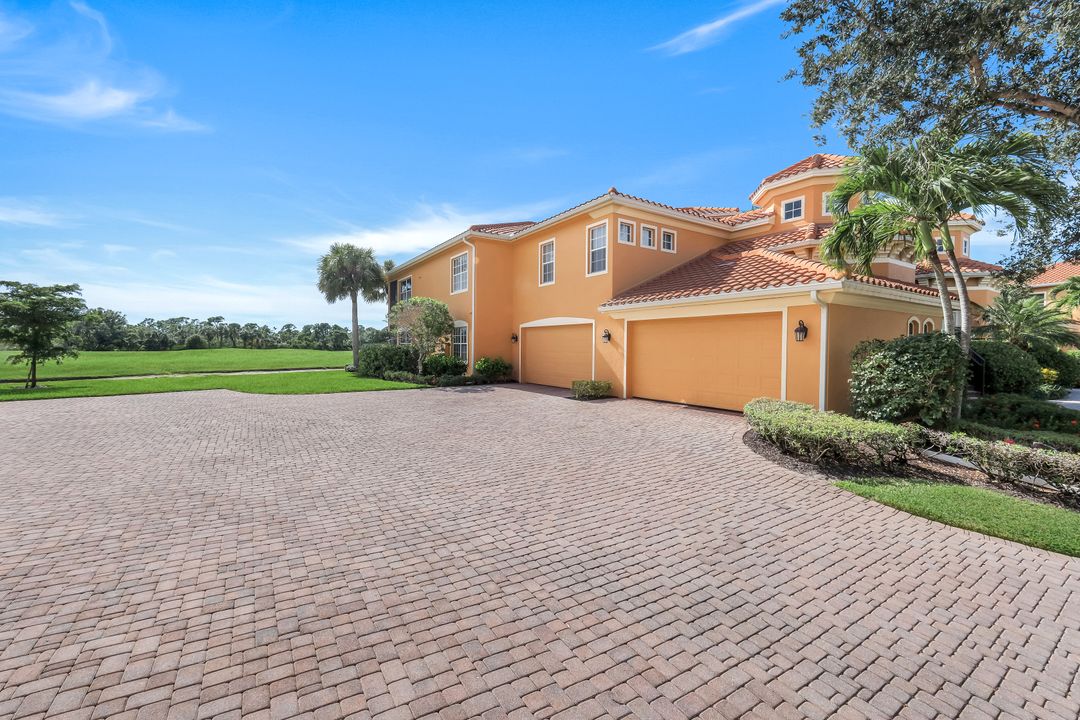 18580 Sandalwood Pointe #101, Fort Myers, FL 33908
