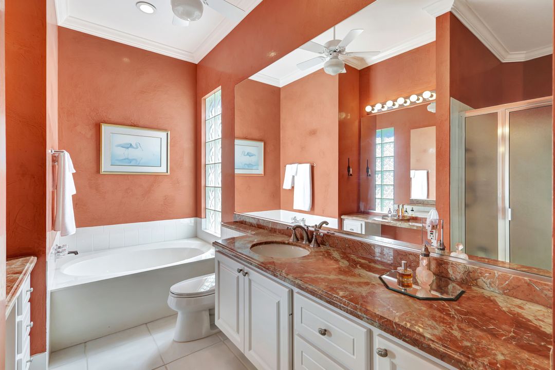 2914 Gilford Way, Naples, FL 34119