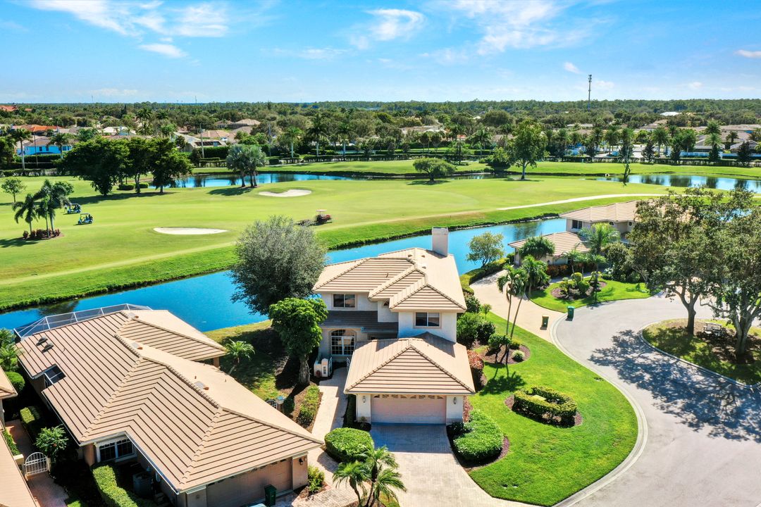 10339 Quail Crown Dr, Naples, FL 34119