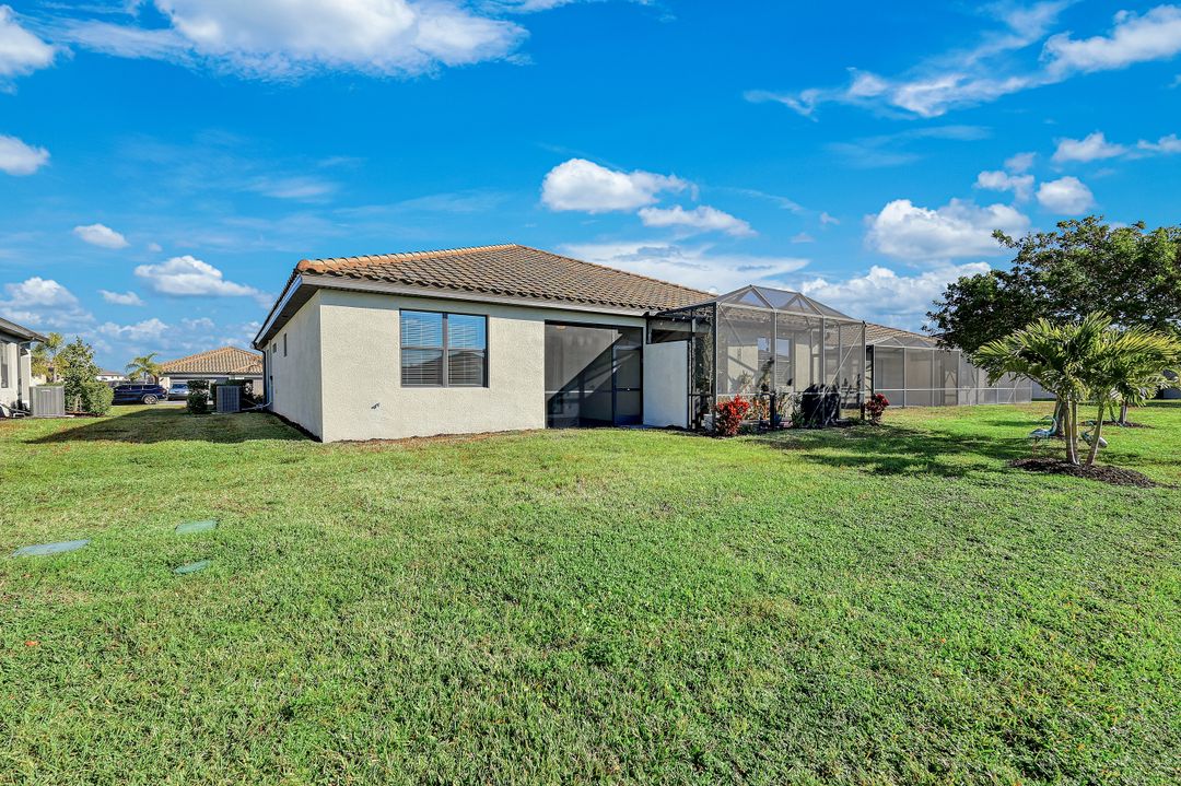 14021 Pine Lodge Ln, Fort Myers, FL 33913