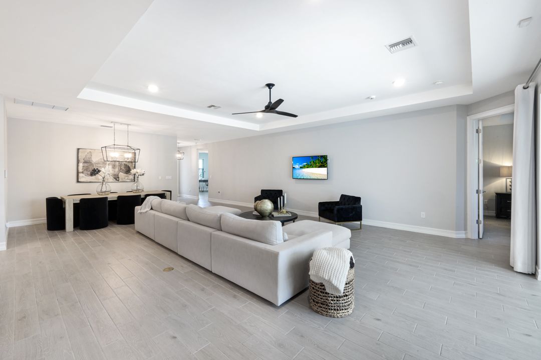 28086 Captiva Shell Lp, Bonita Springs, FL 34135