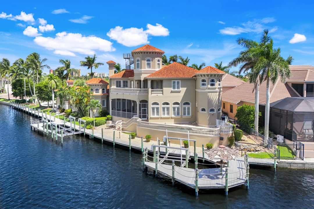 5502 Harbour Preserve Cir, Cape Coral, FL 33914