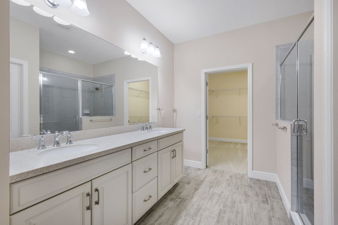 2343 Sheen Ln #405, Naples, FL 34120