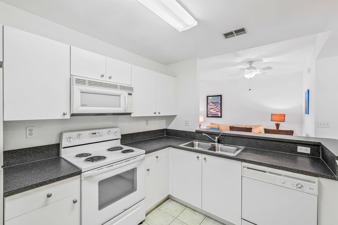 15430 Bellamar Cir #3012, Fort Myers, FL 33908