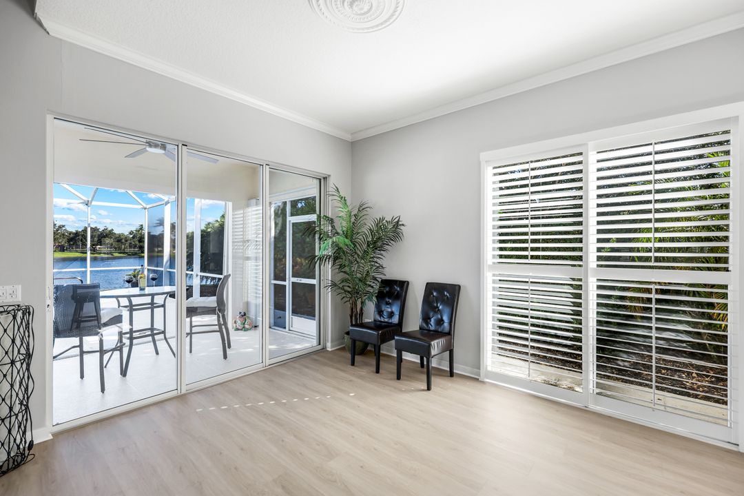 4364 Montalvo Ct, Naples, FL 34109