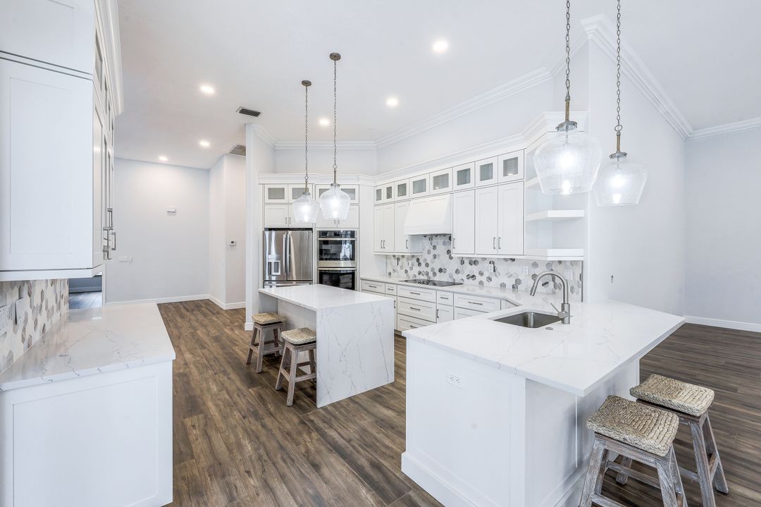 3440 Lakemont Dr, Bonita Springs, FL 34134