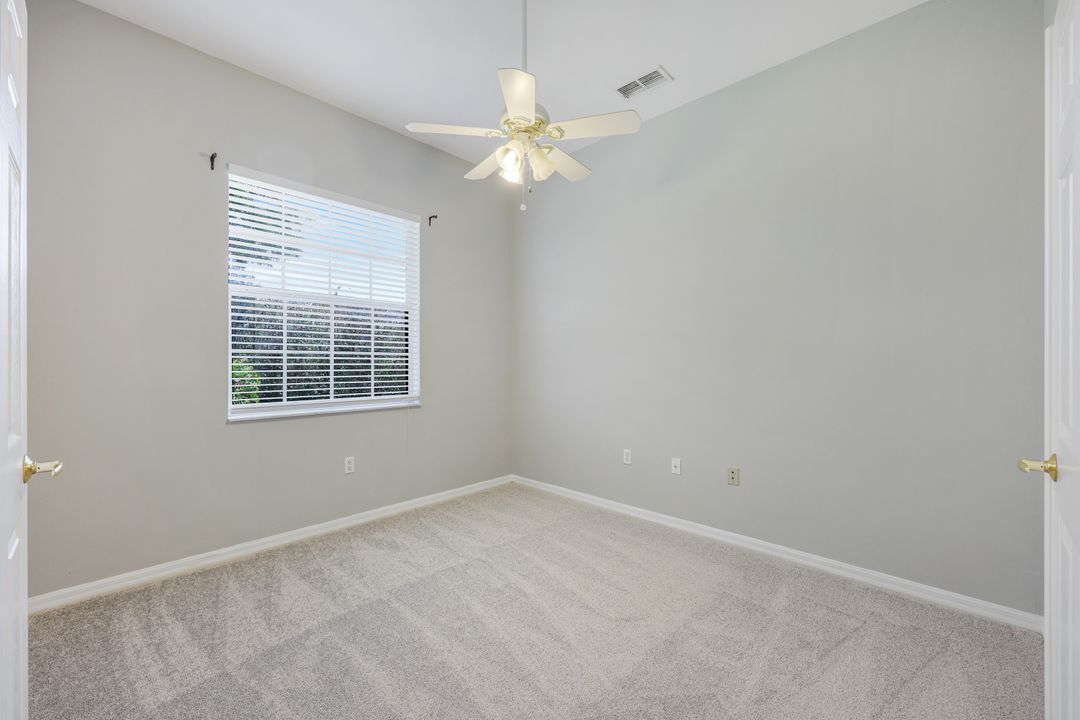 6504 Castlelawn Pl, Naples, FL 34113