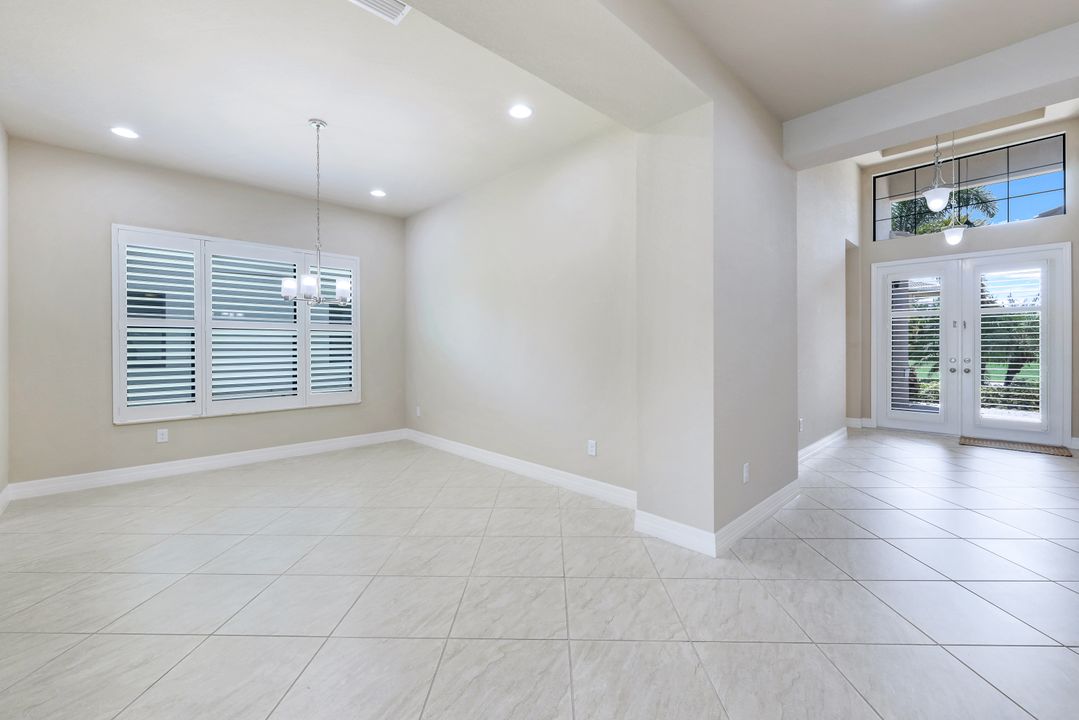 11532 Stonecreek Cir, Fort Myers, FL 33913