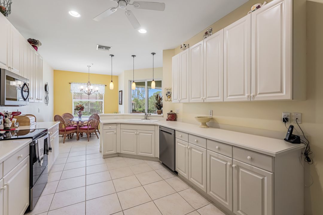 5601 Chelsey Ln #203, Fort Myers, FL 33912