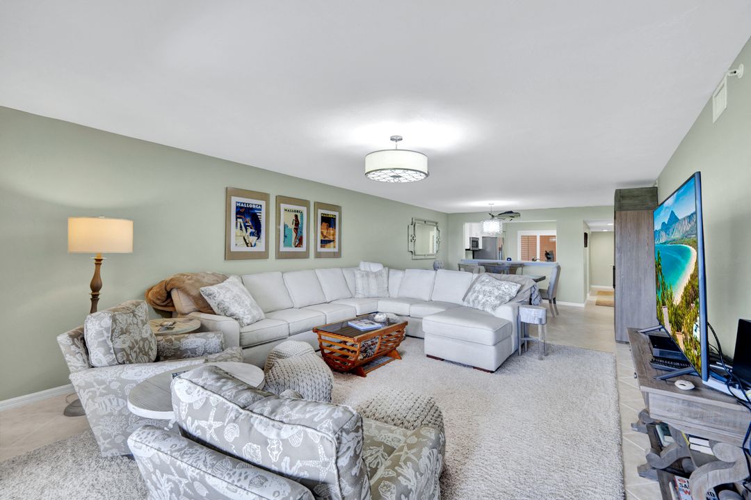 9435 Sunset Vista Dr #211, Fort Myers, FL 33919