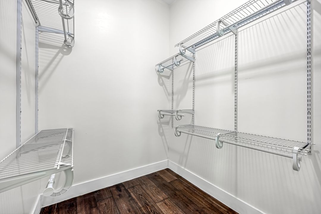 1853 Della Dr, Naples, FL 34117