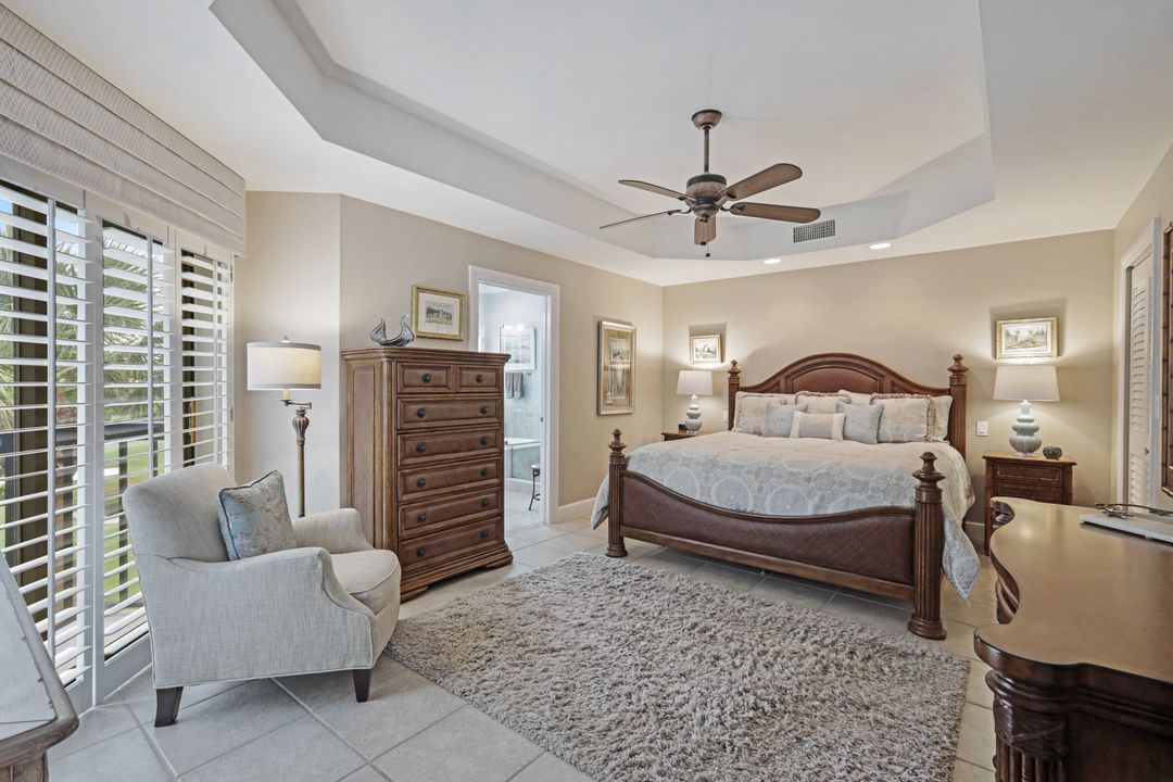 7048 Pelican Bay Blvd #305, Naples, FL 34108