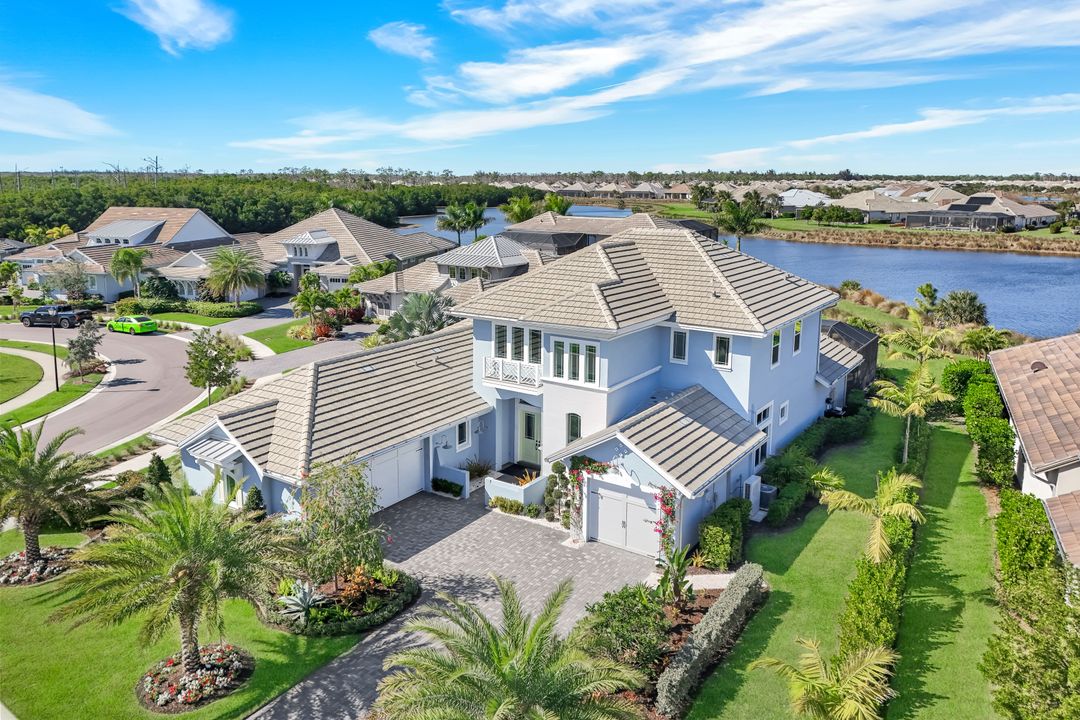 6273 Negril Isle Dr, Naples, FL 34113