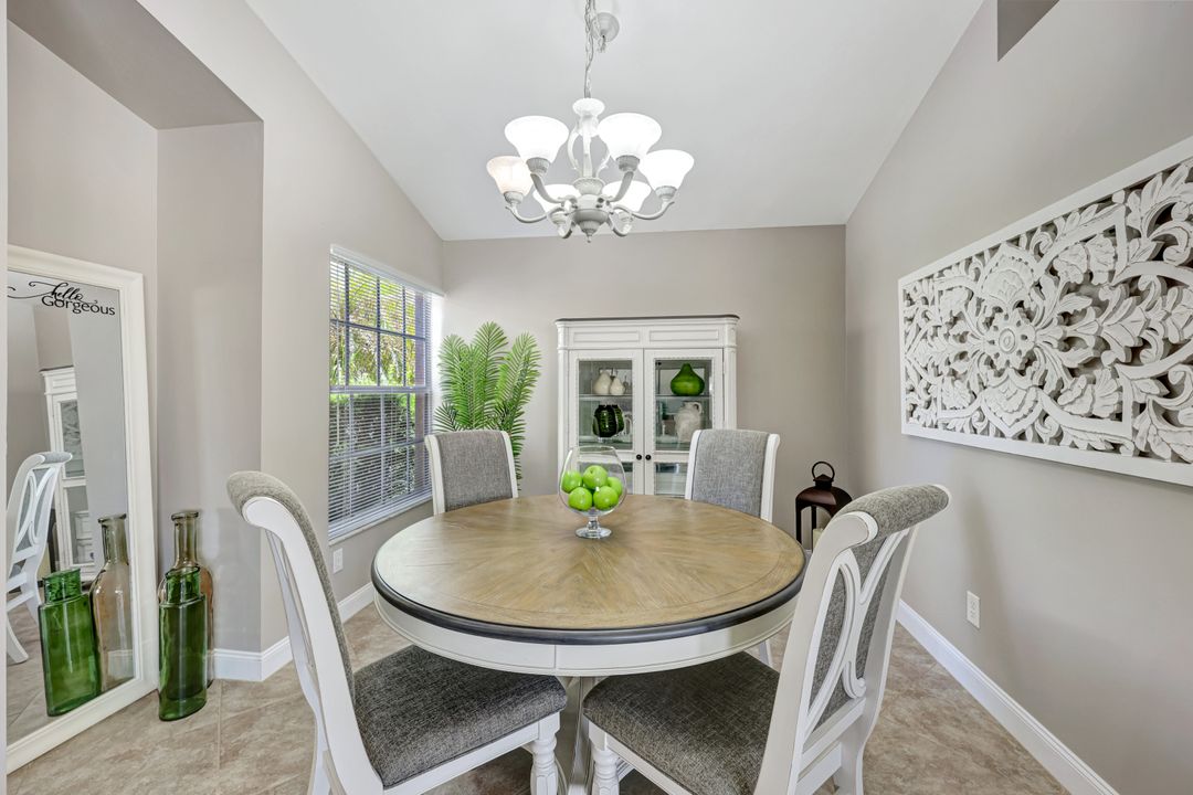 11043 Longshore Way W, Naples, FL 34119