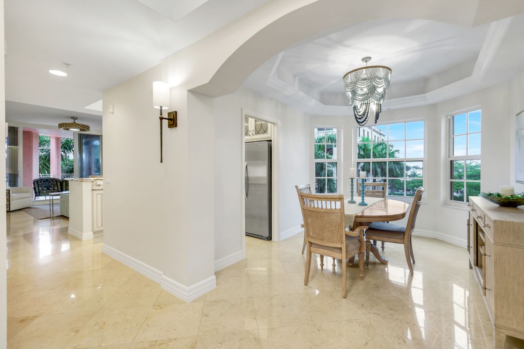 401 Bayfront Pl #3301, Naples, FL 34102