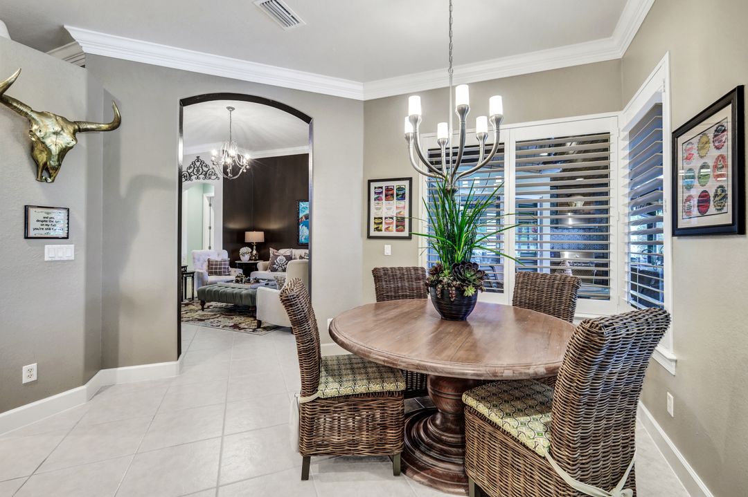 9784 Nickel Ridge Cir, Naples, FL 34120