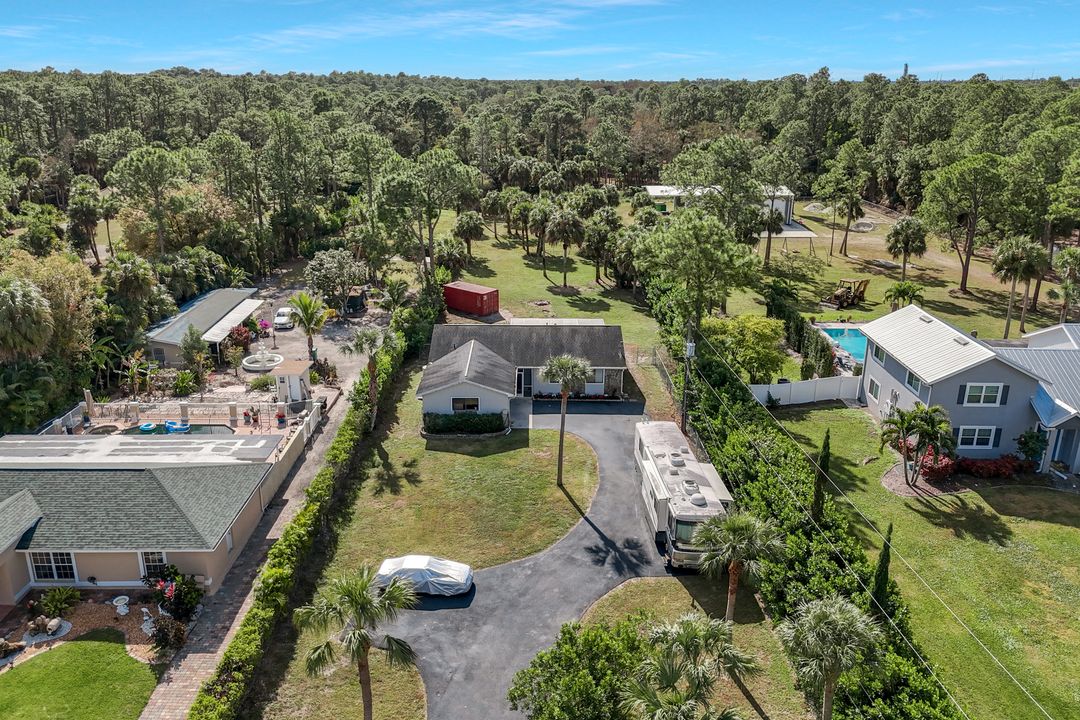 3870 White Blvd, Naples, FL 34117