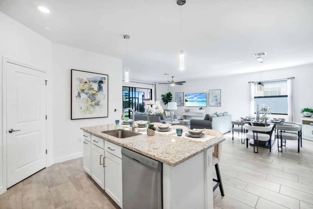 11311 Timber Creek Dr, Fort Myers, FL 33913