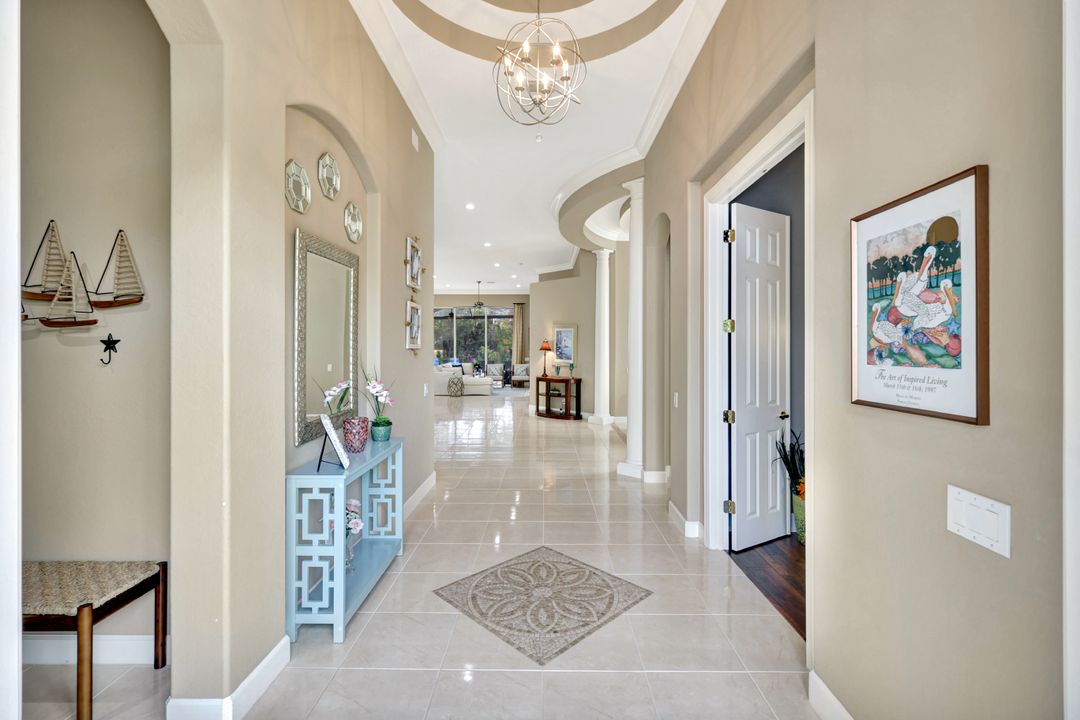 1282 Via Portofino, Naples, FL 34108