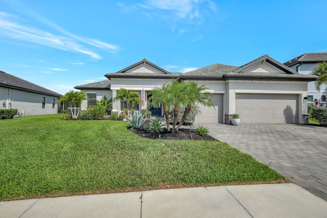 11693 Canopy Loop, Fort Myers, FL 33913