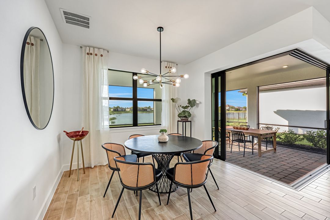 20530 Pebble Gln Dr, Estero, FL 33928