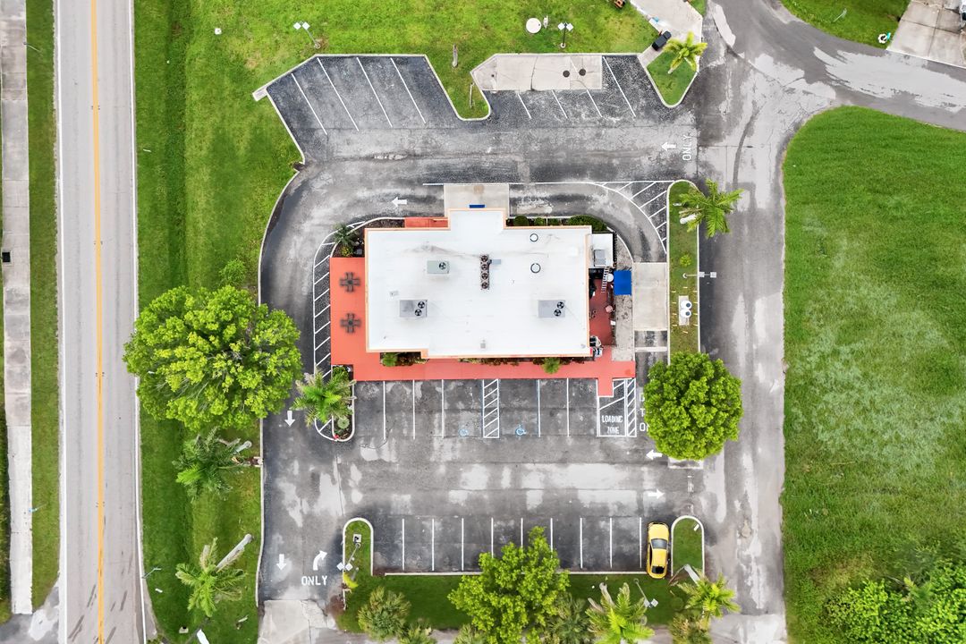 10493 Stringfellow Rd, Bokeelia, FL 33922