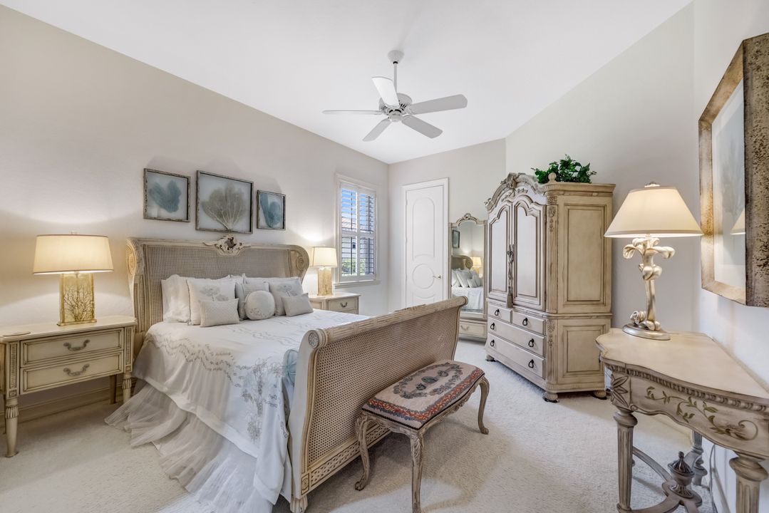 2988 St Barnabas Ct, Naples, FL 34105