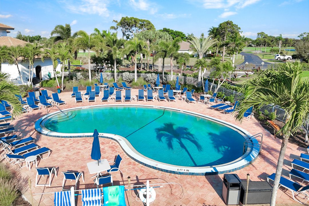 28385 Sombrero Dr, Bonita Springs, FL 34135