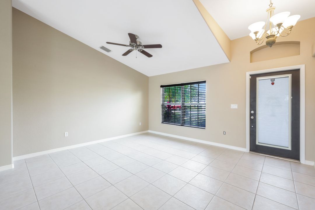 3325 SW 5th Pl, Cape Coral, FL 33914