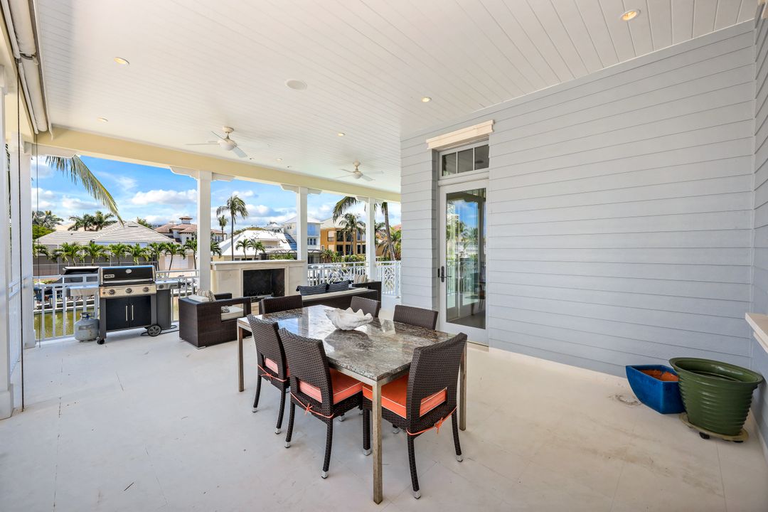 169 Conners Ave, Naples, FL 34108