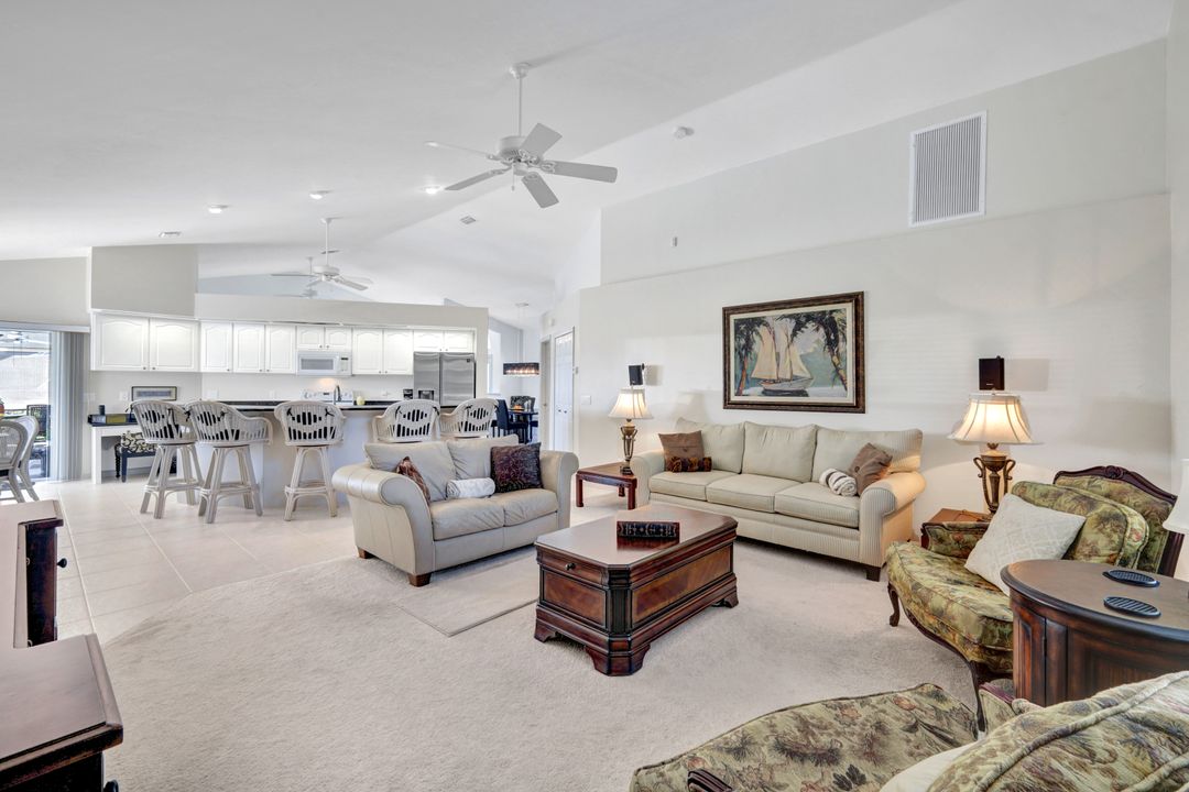 610 Archer Pkwy W, Cape Coral, FL 33904