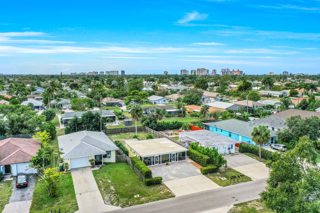 782 107th Ave N, Naples, FL 34108