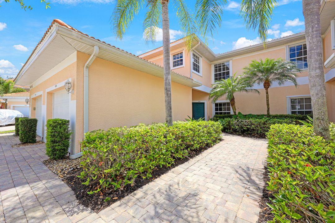 6360 Lexington Ct #101, Naples, FL 34110