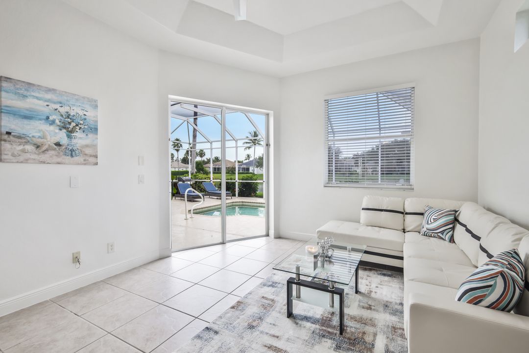 8710 Ibis Cove Cir, Naples, FL 34119