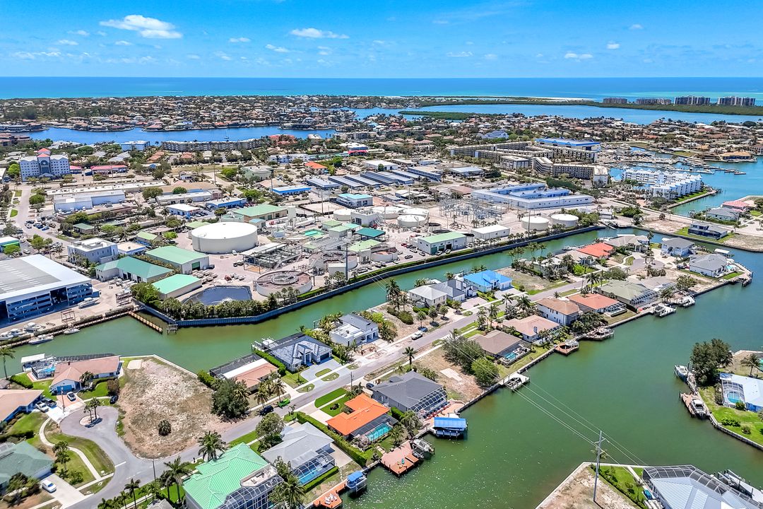815 Rose Ct, Marco Island, FL 34145
